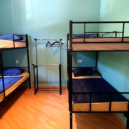 J Square Hostel Tbilisi ภายนอก รูปภาพ