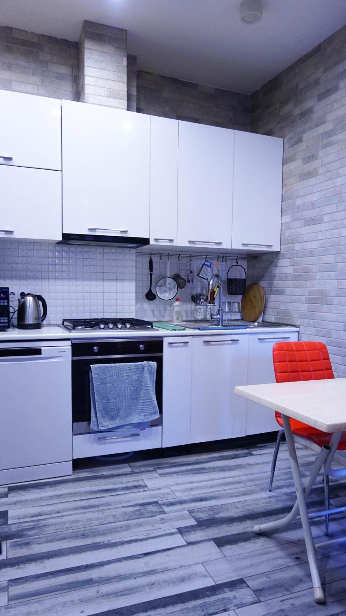 J Square Hostel Tbilisi ภายนอก รูปภาพ